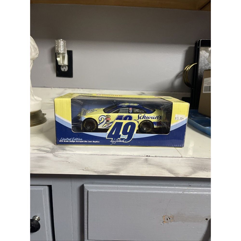 1:24 2004 Racing Champions #49 Schwan's Home Service Dodge Intrepid Ken Schrader
